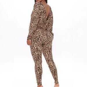 Leopard Print Off-Shoulder Long Sleeve Set Top and Pants Set | Size M